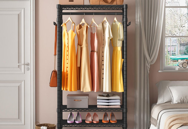 Top Clothing & Garment Racks